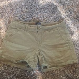 3/$12 🎉 American Eagle Midi shorts